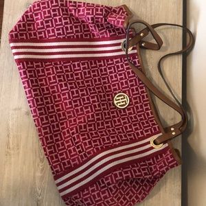 Red tommy hilfiger logo tote